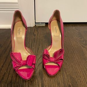 Valentino Bow heels *hot pink*